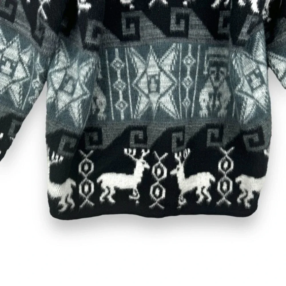 100% Wool Cardigan Sweater Size Large Hooded Aztec Moose Chunky Made in Ecquador